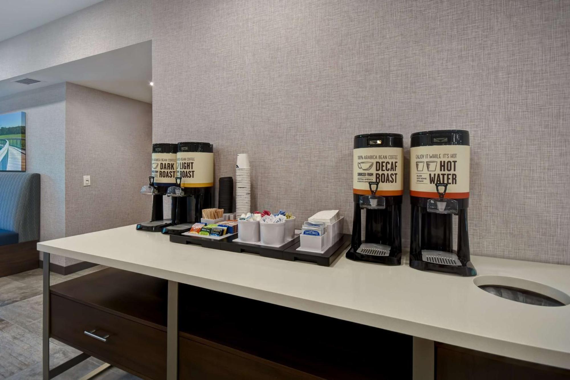 Hampton Inn Potomac Mills Woodbridge Exteriér fotografie