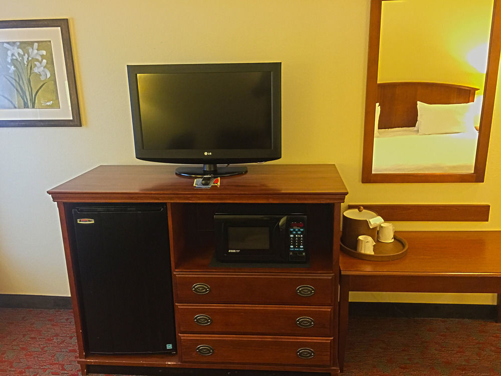 Hampton Inn Potomac Mills Woodbridge Exteriér fotografie